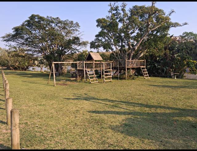 4 BEDROOM HOUSE FOR SALE IN PALM LAKES ESTATE